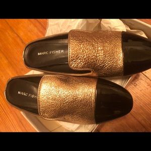 Marc Fisher - Analise Slide Mule